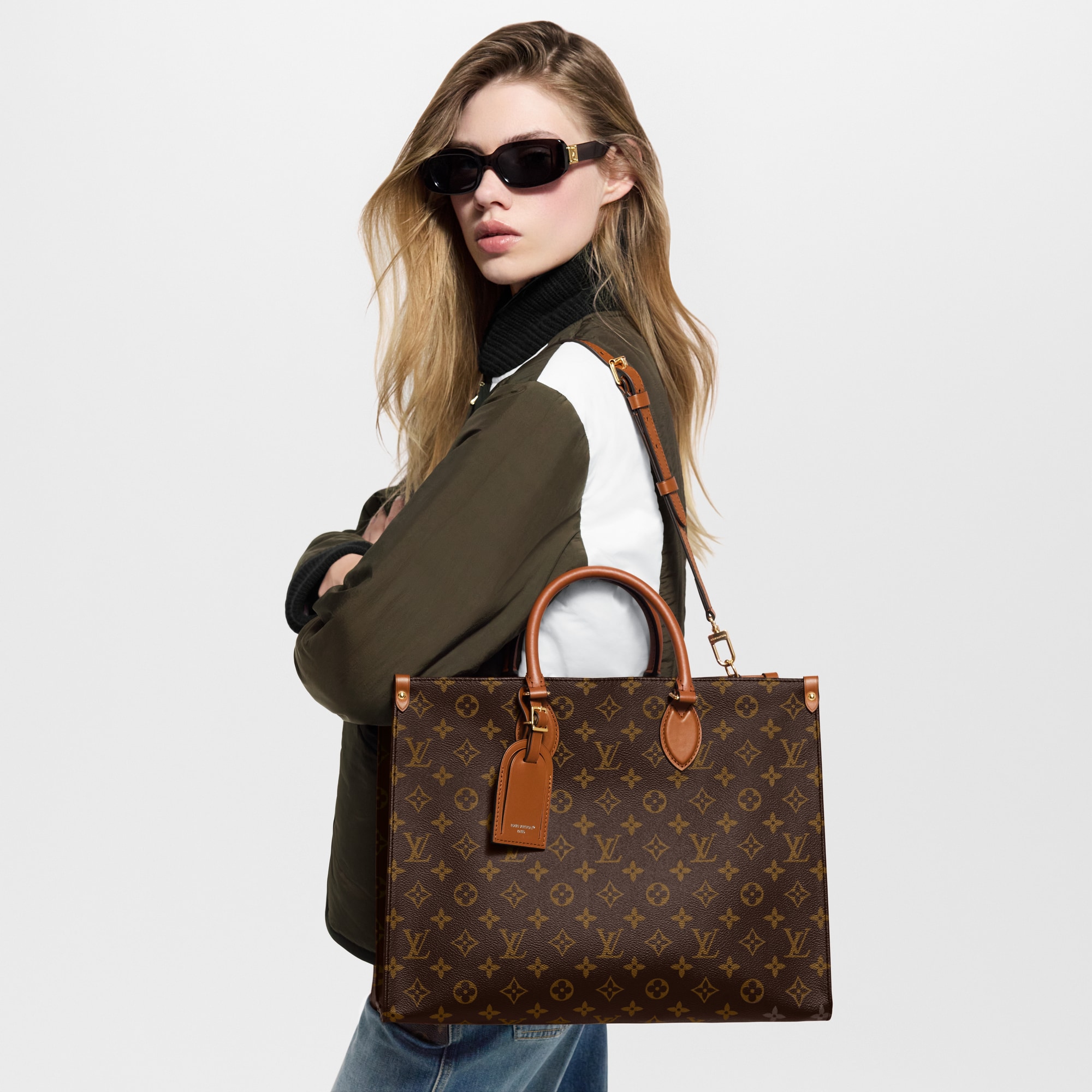 Totes Monogram Signature Handbags | LOUIS VUITTON